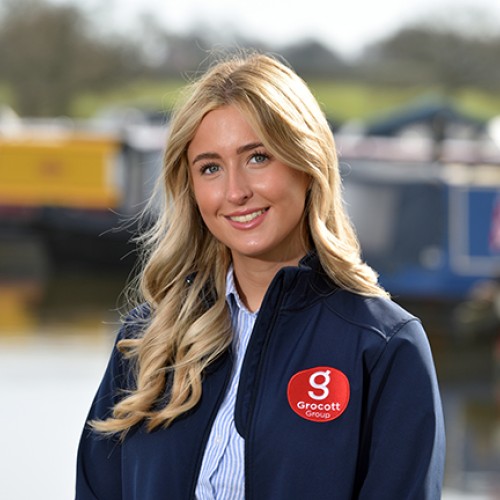  Evie Kiernan